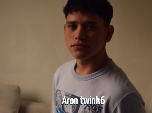 Aron_twink6