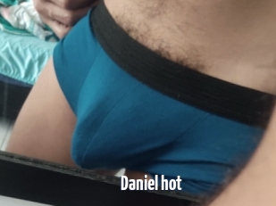 Daniel_hot