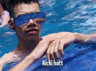 Ricki_hott